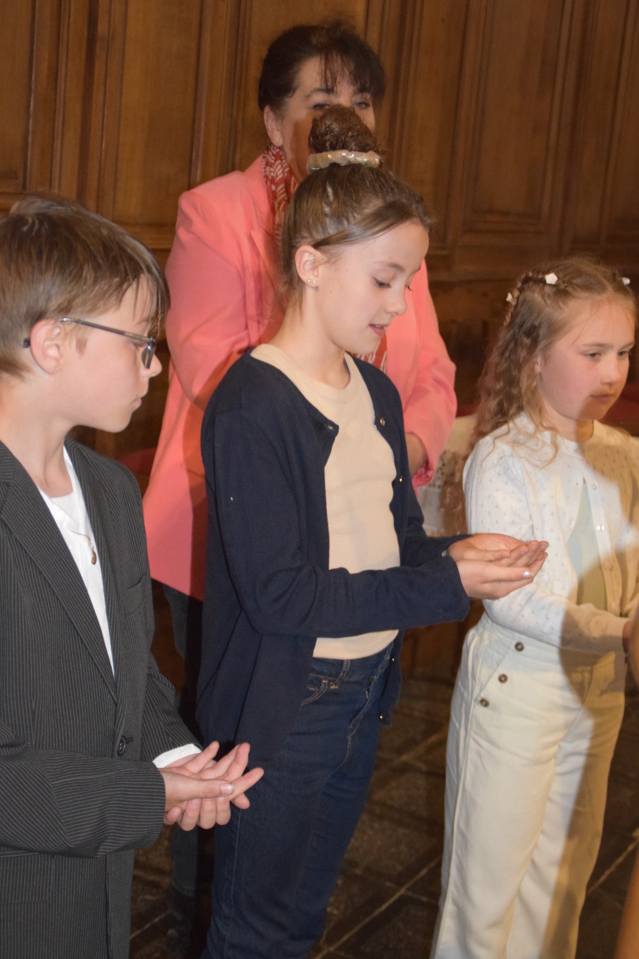 2024-05-11 Premières eucharisties à Maroilles 45