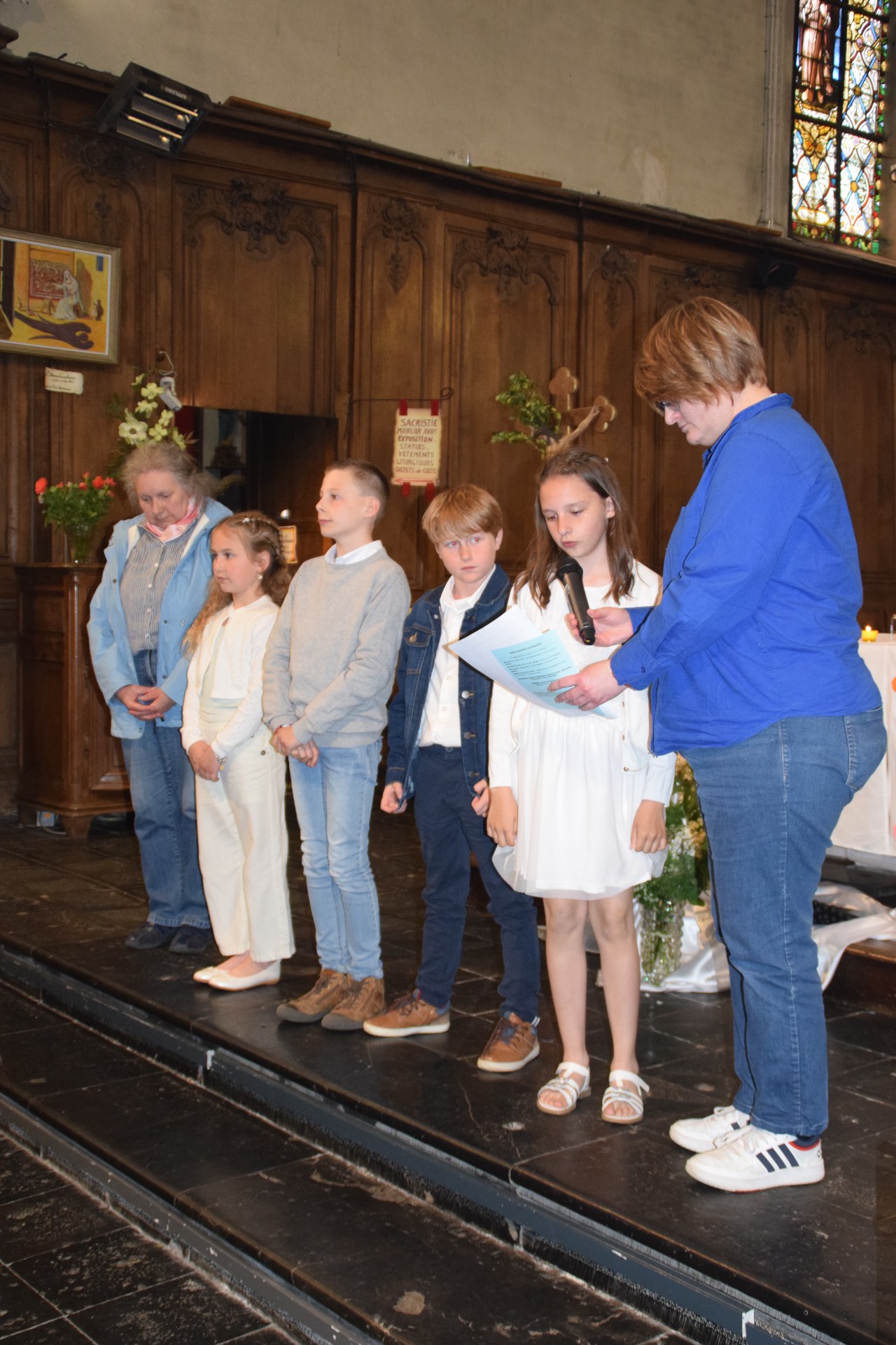 2024-05-11 Premières eucharisties à Maroilles 54