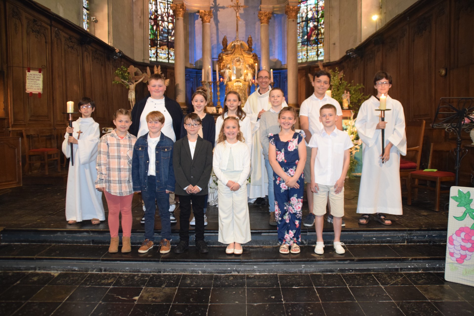 2024-05-11 Premières eucharisties à Maroilles 63