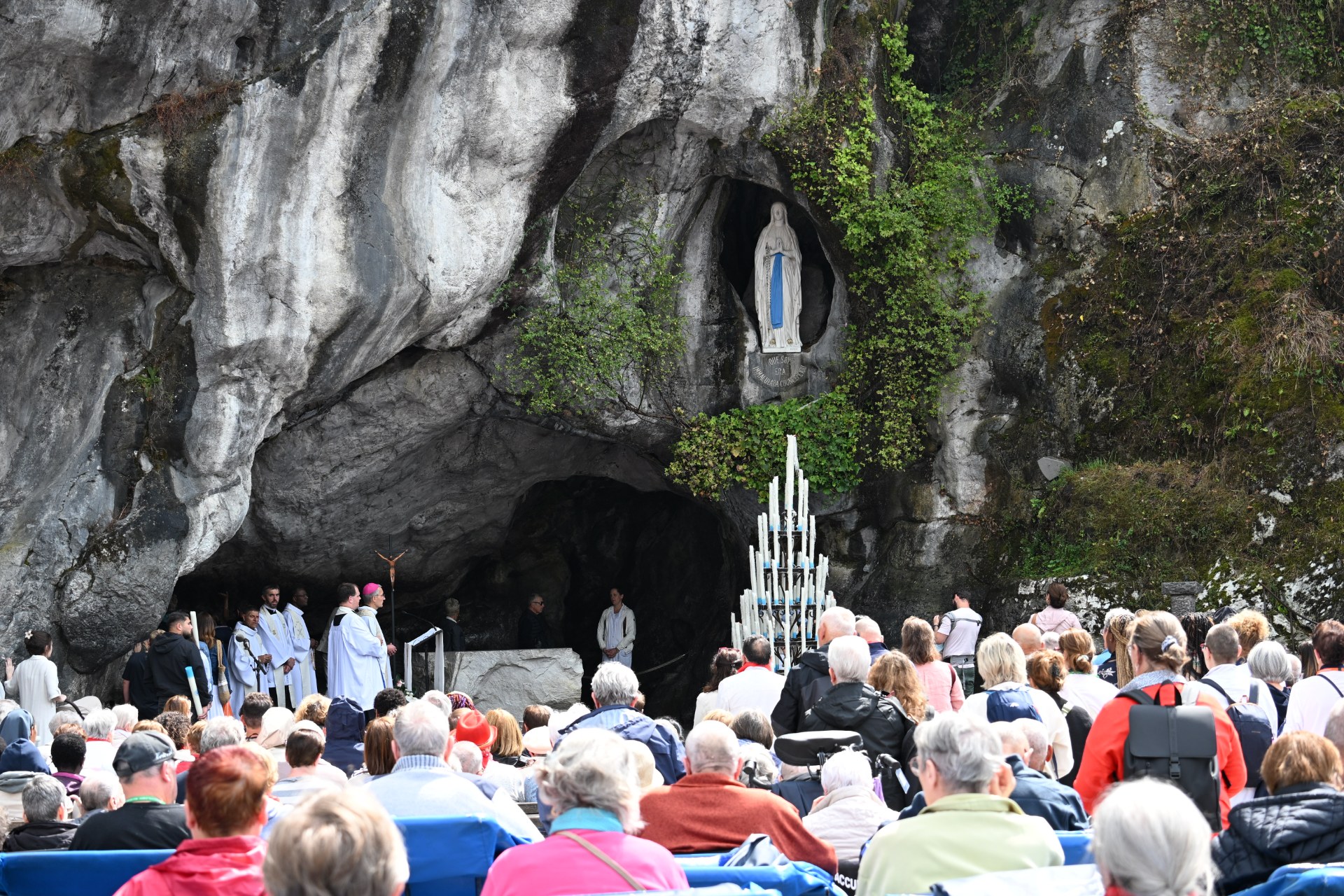 2025.08.21-Lourdes-Chapelet