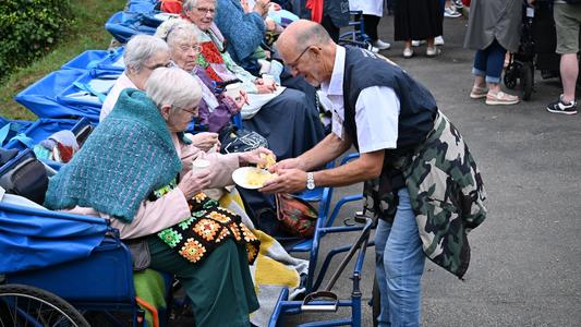 2025.08.22-lourdes-potAmitie
