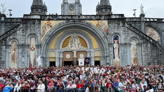 2026.08.21-photogroupe-lourdes2026