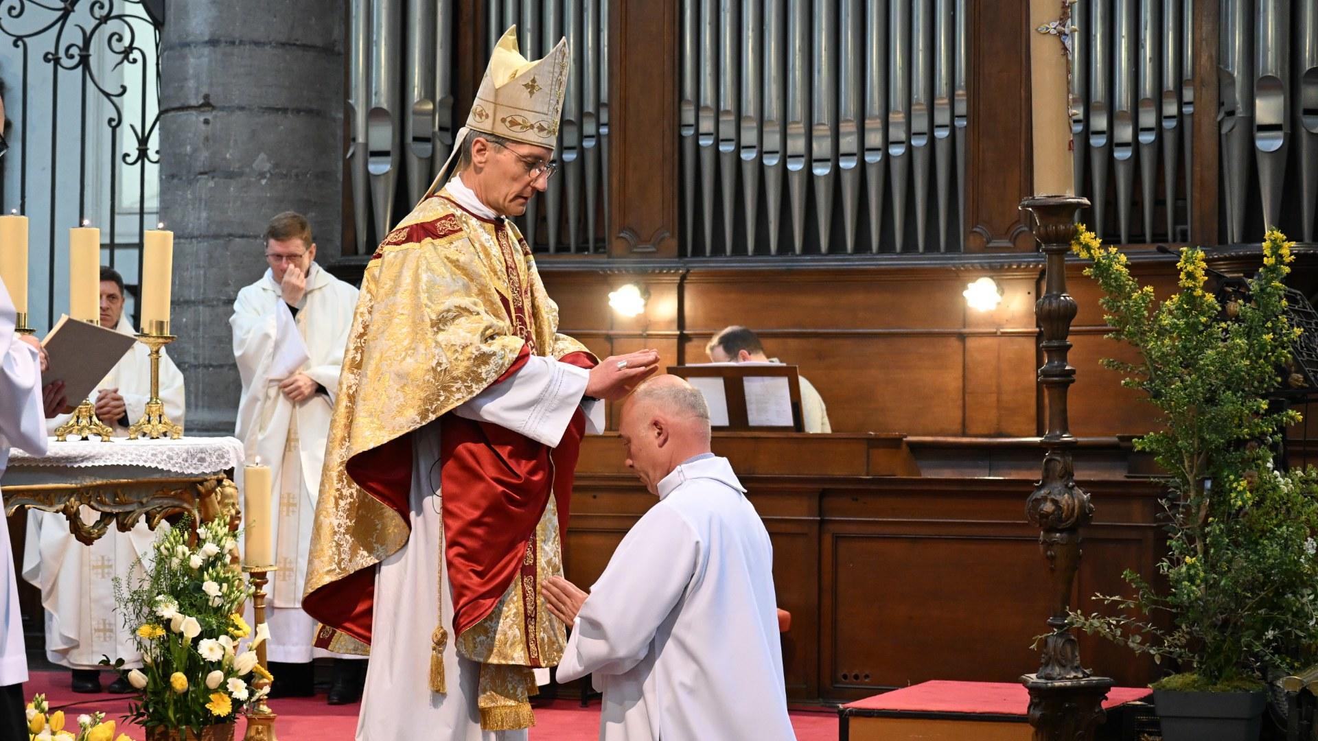 2026-ordination-diaconale-xavier-thierry 28