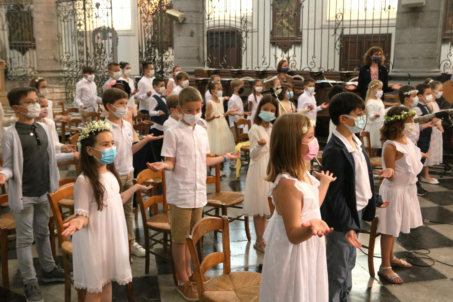 2106_1ères communions (St Jean GR2) 103