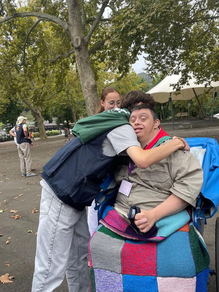 22 aout messe grotte 65df5d2d-85e1-4bb4-aea6-f342b