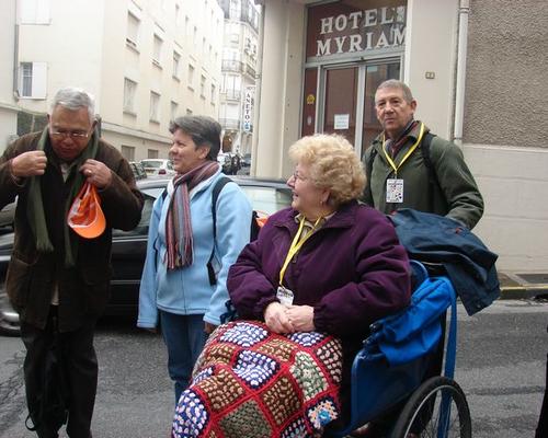 Vendredi matin, direction Basilique St Pie X