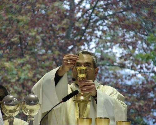 Eucharistie présidée par Mgr Dufour