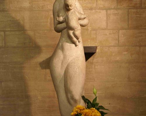 La Vierge à l'Enfant dans "Le Silence"