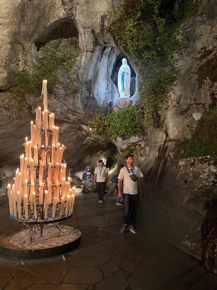 24 aout dimanche passage grotte soir