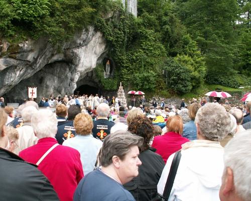 15 mai A - Messe a la Grotte (0)