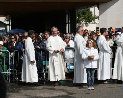chapelet international et concélébration eucharistique