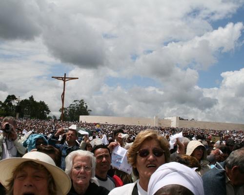 chapelet international et concélébration eucharistique