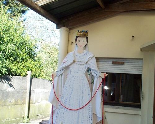 Une autre Marie du St Cordon (vue de face)