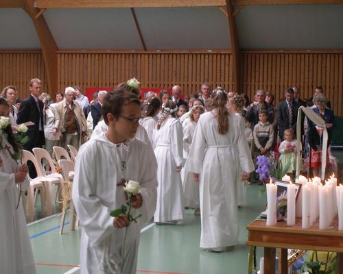 communion wallers le 18 MAI 2008 013