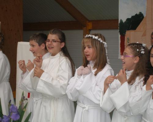 communion wallers le 18 MAI 2008 033
