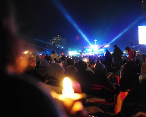 des multitudes de bougies