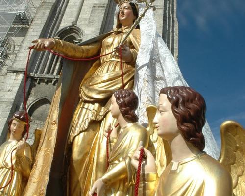 Parvis de Chartres 2