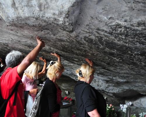 Passage à la grotte