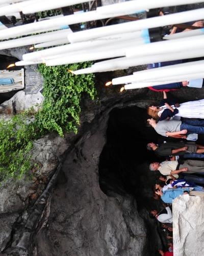 Passage à la grotte