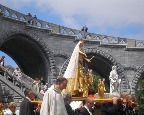 LOURDES 2008 5Aume jour 017