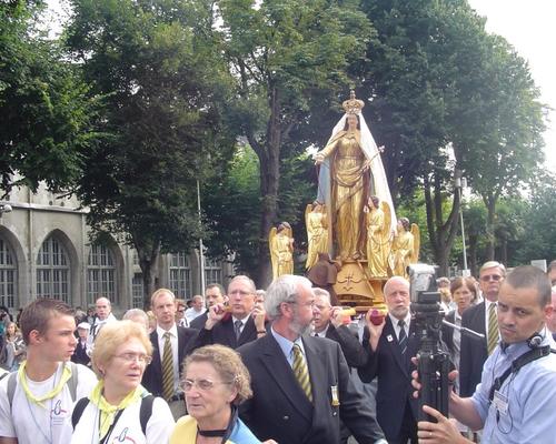 arrivée de Notre Dame du St Cordon