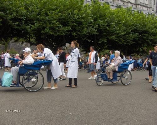 LOURDES 2008 012