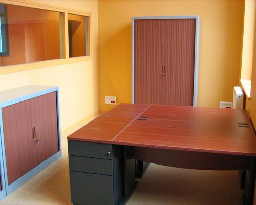 Un bureau...