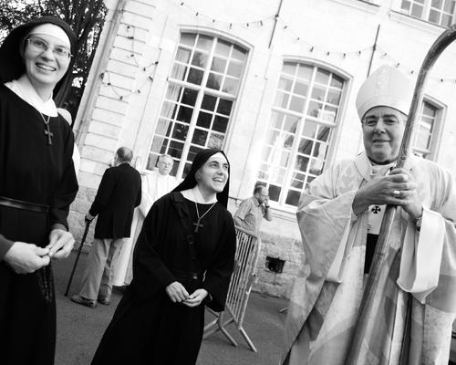 Soeurs de Denain et Monseigneur Garnier
