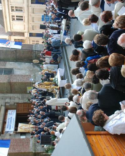 Arrivée à l'église St Géry