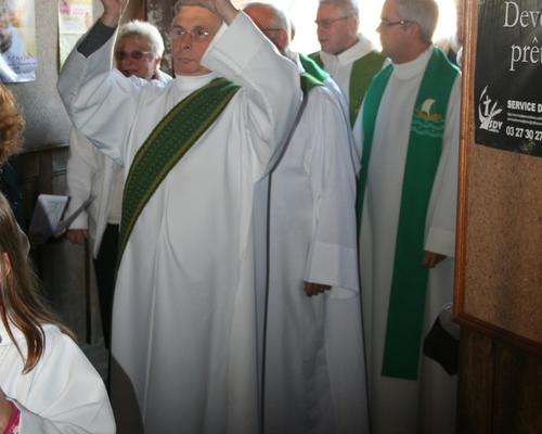 Procession entrée Bertry - Evangéliaire (29)