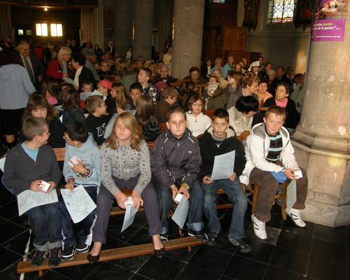 Enfants a la messe Bertry
