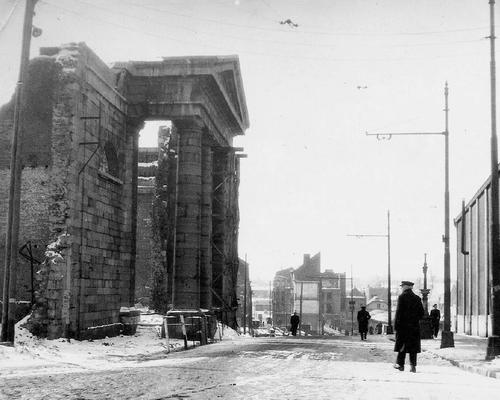 001 1943 hiver ancienne eglise St Pierre et Paul N