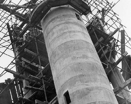 034 1957_03 Le clocher