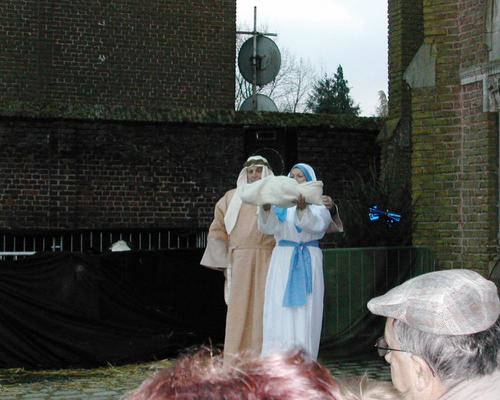 Présentation de Jésus au Temple
081223 Crèche vivante à Caullery