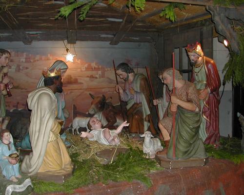 La crèche traditionnelle de Caullery
081223 Crèche vivante à Caullery