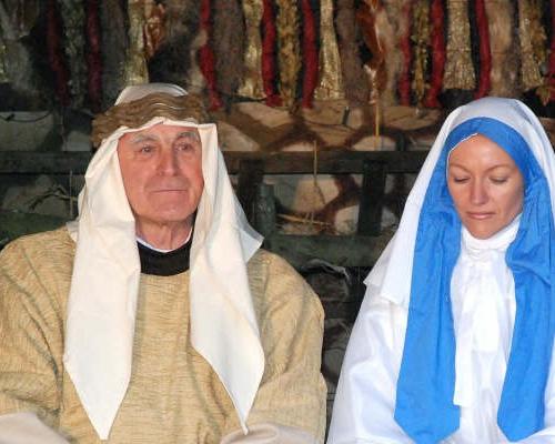Marie et Joseph
Creche vivante a CAULLERY le 23 12 08 (21)
