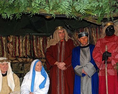 les rois mages à la crèche
Creche vivante a CAULLERY le 23 12 08 (24)