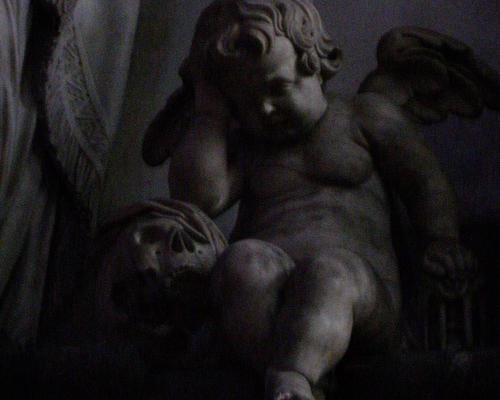 l'ange pleureur