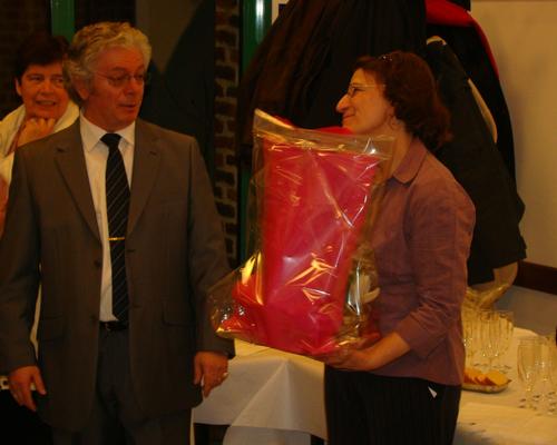 Mme Dulieu et son cadeau