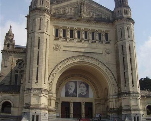 basilique de face