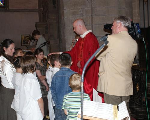 DSC00Pentecôte: baptême des catéchumènes900