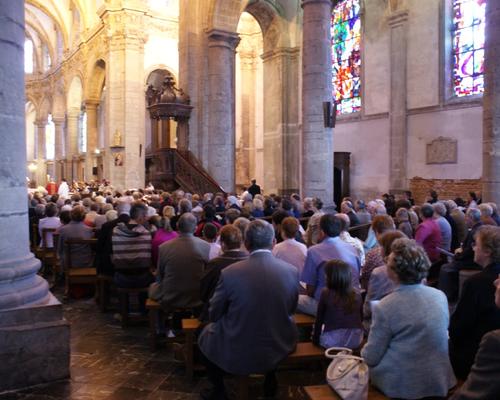 DSC00Pentecôte: baptême des catéchumènes876