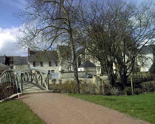 ILEBOUCHARDvue-du-jardin