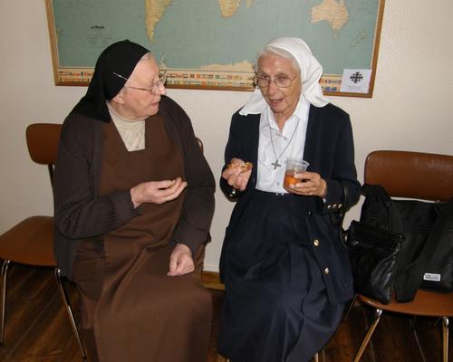 Deux missionnaires se parlent