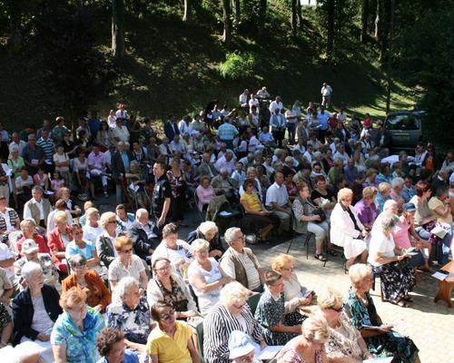 Messe à la Grotte