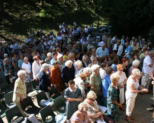 Messe à la Grotte