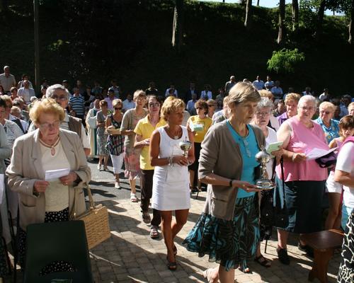 Messe à la Grotte