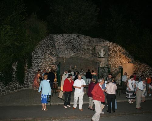 Procession aux flambeaux