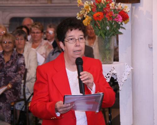 77 Genevieve presente la paroisse