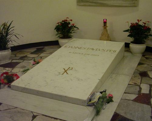 tombe Jean Paul II